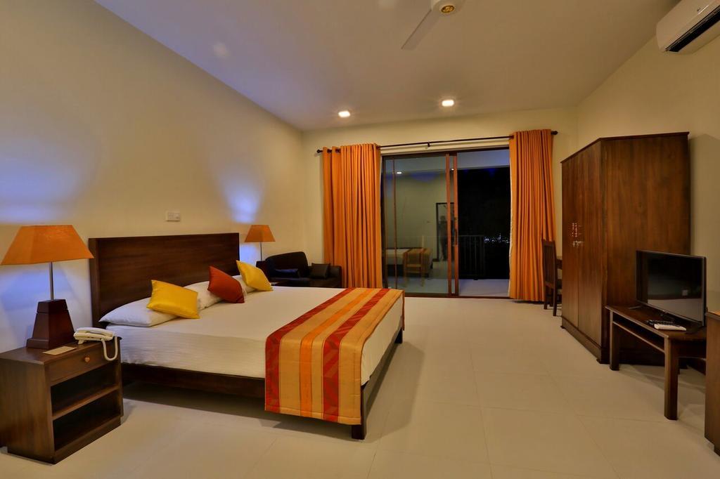 Grand & Gangula Hotel Dambulla Exterior photo